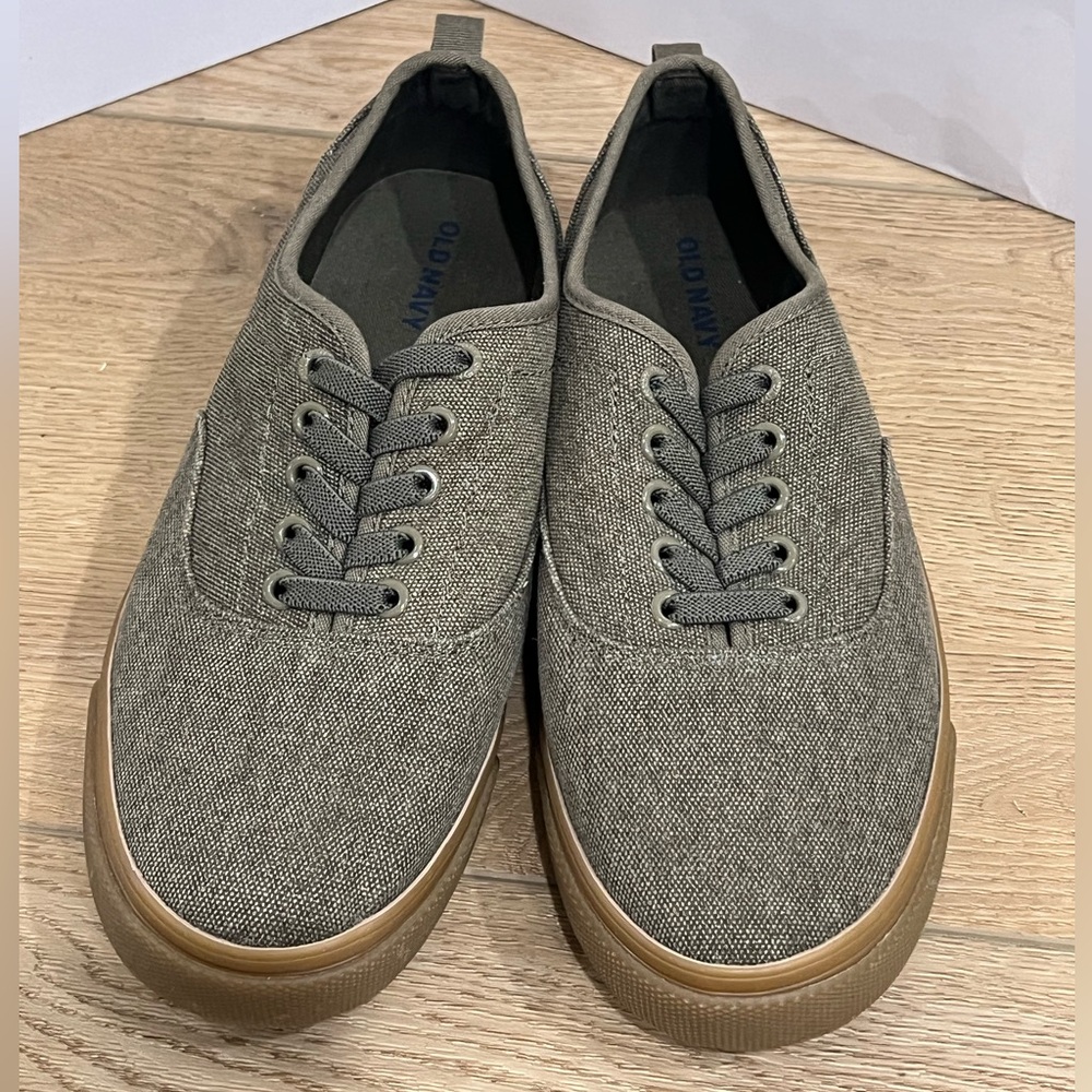 New!! Old Navy kids olive green Sneakers with Tan Sole